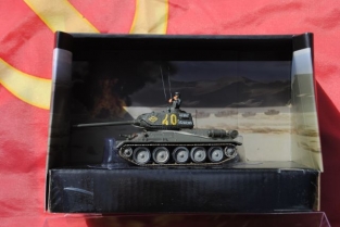 Forces of Valor 85418  RUSSIAN T-34/85